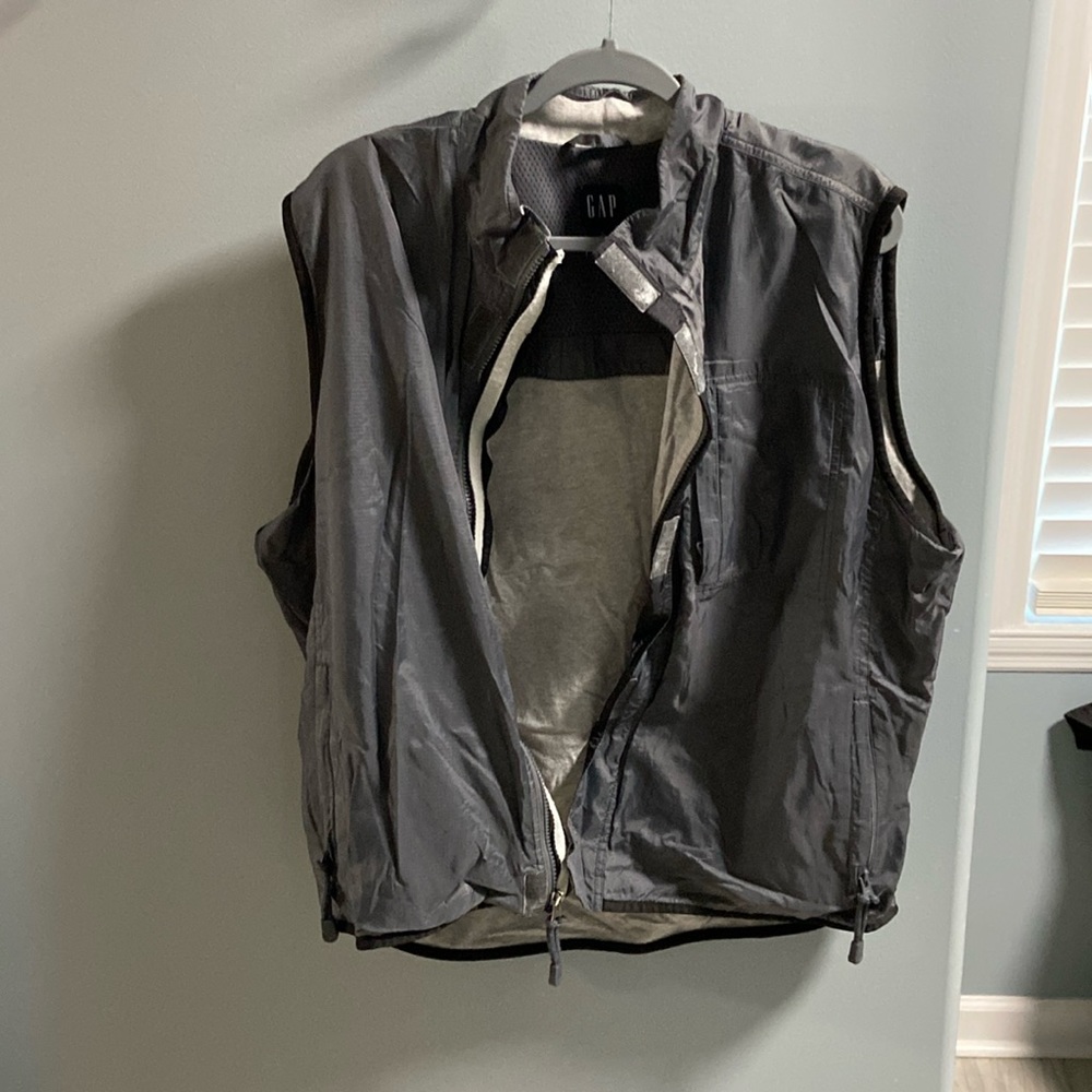 Gap wind vest L